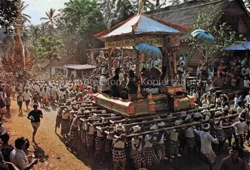 AK / Ansichtskarte  Bali__Indonesia Convoy accompanying corpse towards cremation altar