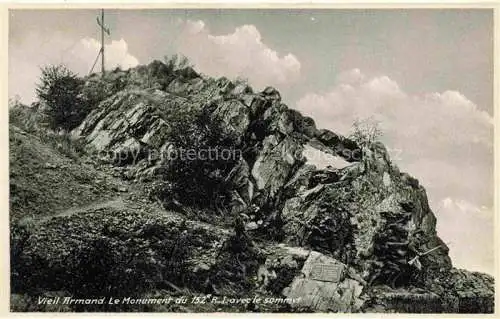 AK / Ansichtskarte  Vieil_Armand_Hartmannswillerkopf Le Monument du 152e RI avec le sommet