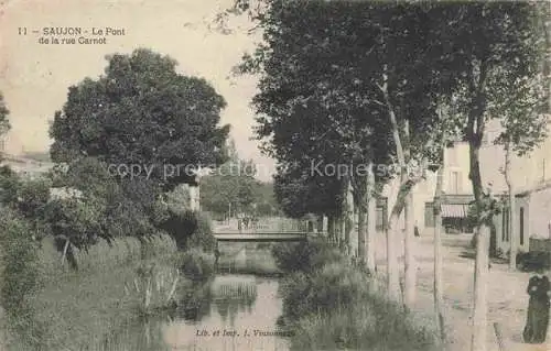 AK / Ansichtskarte  Saujon Saintes 17 Charente-Maritime Le Pont de la rue Carnot