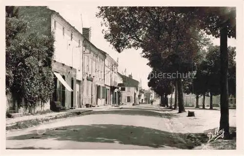 AK / Ansichtskarte  Pont-l Abbe-d Arnoult Saintes 17 Charente-Maritime La Place