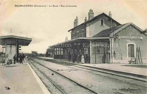 AK / Ansichtskarte  Roumazieres-Loubert Confolens 16 Charente La Gare Vue interieure