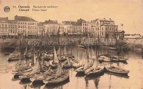 AK / Ansichtskarte  OSTENDE Oostende West-Vlaanderen Belgie Barques de pêcheurs Fischerboote