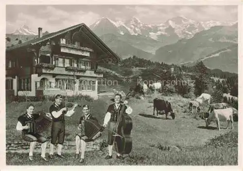 AK / Ansichtskarte Biel_Bienne_BE Moserbuebe Bergbauer Musikgruppe Trachten Alpen 