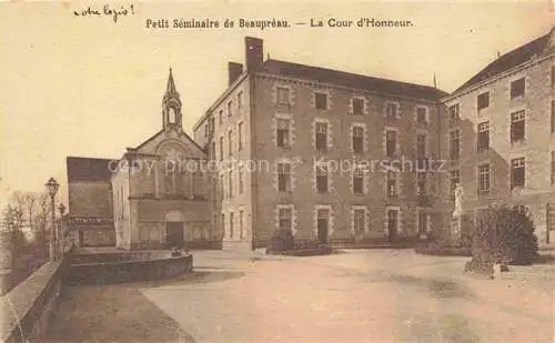 AK / Ansichtskarte Beaupreau_49_Maine et Loire Petit Seminaire La Cour d Honneur 