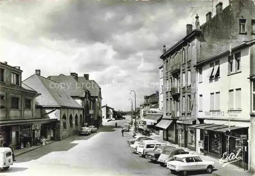 AK / Ansichtskarte Hagondange_Metz_57_Moselle La place de la gare 