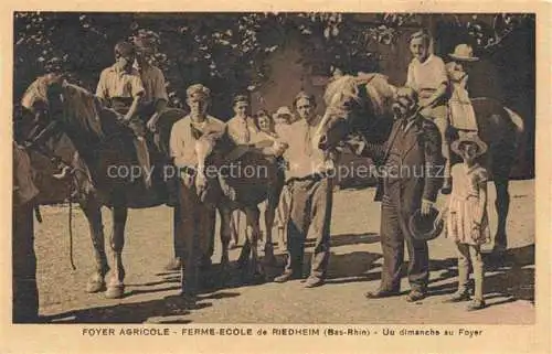 AK / Ansichtskarte Riedheim_Bouxwiller_Altkirch_68_Haut Rhin Ferme Ecole un dimanche au Foyer Agricol 