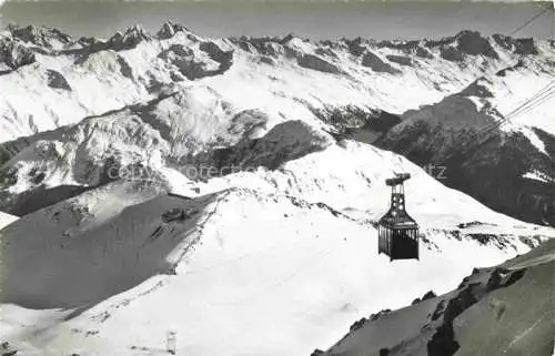AK / Ansichtskarte Weissfluhjoch_2663m_GR mit Silvrettagruppe und Seilbahn 