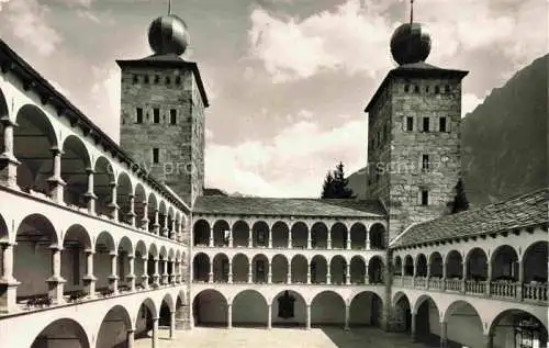 AK / Ansichtskarte Brig_Glis_BRIGUE_VS Stockalperschloss Hof mit Arkadenlauben und Tuermen 