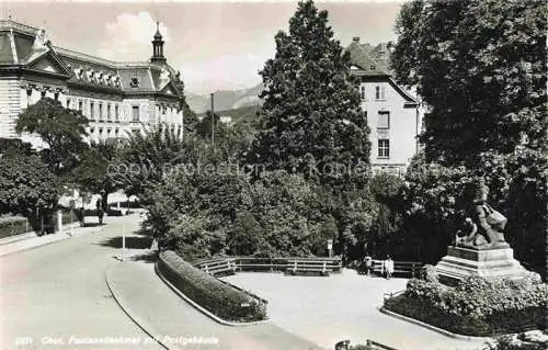 AK / Ansichtskarte CHUR_Coire_GR Fontanadenkmal mit Postgebaeude 