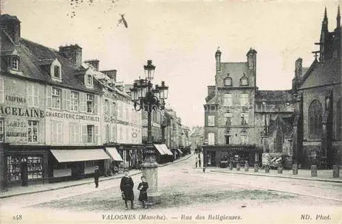 AK / Ansichtskarte Valognes_Cherbourg_50_Manche Rue des Religieuses Feldpost 