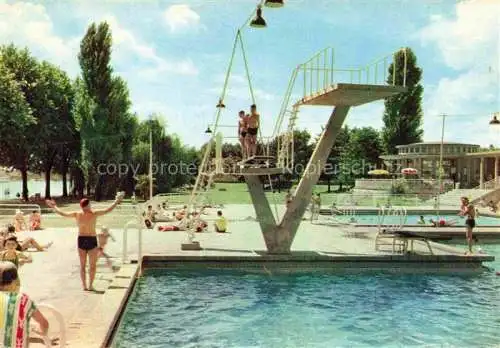 AK / Ansichtskarte Macon_71_Saone et Loire La Piscine Le Plongeoir 