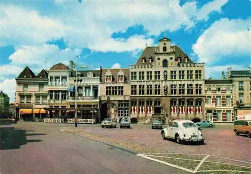 AK / Ansichtskarte  Bergen-op-Zoom NL Markt met Stadhuis