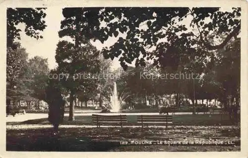 AK / Ansichtskarte Moulins__03_Allier Le square de la Republique 