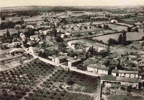 AK / Ansichtskarte Vougy_42_Loire Vue aerienne du Bourg 