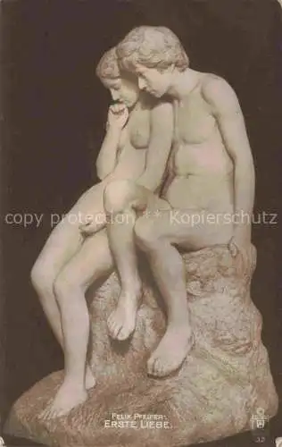 AK / Ansichtskarte  Pfeifer Felix Skulpturen Erste Liebe 