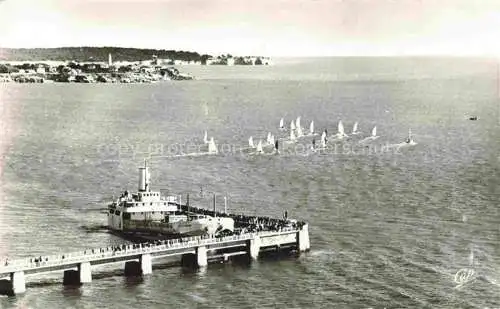 AK / Ansichtskarte  ROYAN 17 Charente-Maritime La Jetée et la Pointe de Vallières vue aérienne