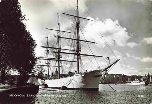 AK / Ansichtskarte  Segelschiffe Sailing Ship Navire a Voiles Barco de Vela-- vandrarhem af champan Stockholm