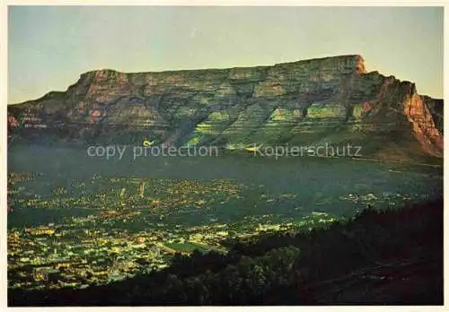 AK / Ansichtskarte  Cape-Town Kaapstad Kapstadt South-Africa RSA Table Mountain lit up