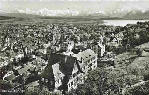 AK / Ansichtskarte  Biel Bienne BE Stadtpanorama und die Alpen