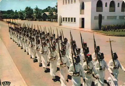 AK / Ansichtskarte  Leibgarde Wache Life Guards Garde Royale Marokko Maroc