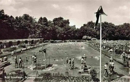 AK / Ansichtskarte  BAD NAUHEIM Schwimmbad