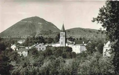 AK / Ansichtskarte  Orcines Clermont-Ferrand 63 Puy-de-Dome Vue générale et le Puy-de-Dôme