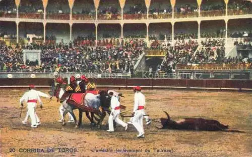 AK / Ansichtskarte  Corrida de Toros Stierkampf Bullfight-- enlevement du Taureau