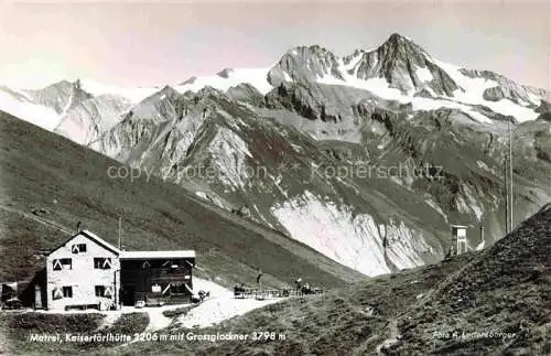 AK / Ansichtskarte  Matreier-Tauernhaus 1501m Grossglockner Tirol AT Kaisertoerlhuette mit Grossglockner