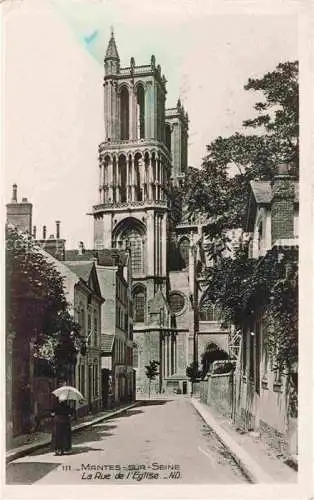 AK / Ansichtskarte  Mantes-sur-Seine Mantes-la-Jolie 78 Yvelines La Rue de l'Eglise