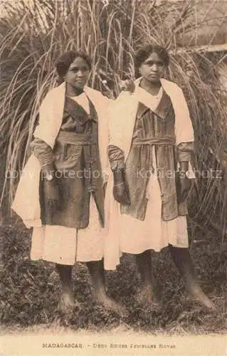 AK / Ansichtskarte  Madagascar Madagaskar Deux soeurs jomelles hovas