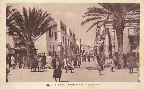 AK / Ansichtskarte  Sfax Tunesie Entree rue de la Republique