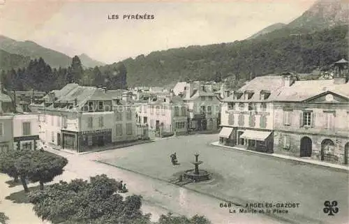 AK / Ansichtskarte  ARGELES -PLAGE 66 Pyrenees-Orientales La Mairie et la Place