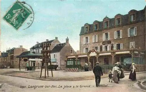 AK / Ansichtskarte  LANGRUNE-SUR-MER 14 Calvados La place et le Grand Hotel