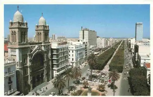 AK / Ansichtskarte  TUNIS Tunesie Avenue H. Bourguiba et la cathédrale