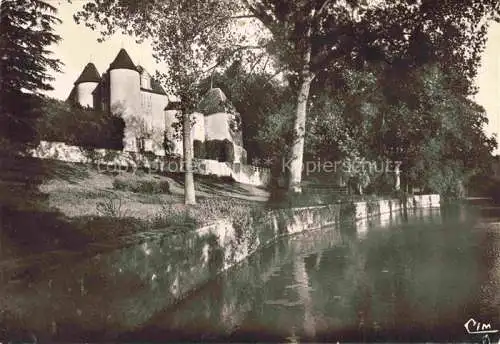 AK / Ansichtskarte  La Trimouille Château de la Rivière et la Benaize