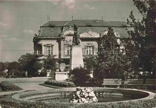 AK / Ansichtskarte  TRNAVA Slovakia Pamaetnik Sovietskej armády Denkmal