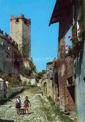 AK / Ansichtskarte  Malcesine Lago di Garda Salita al Castello Aufstieg zum Schloss