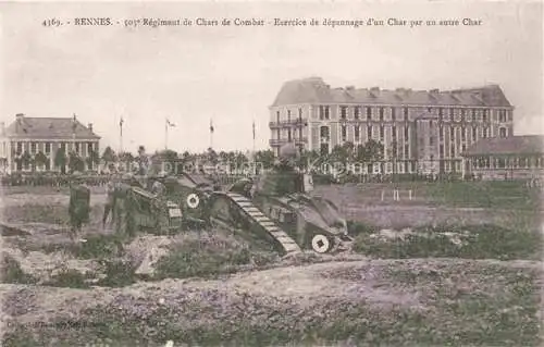 AK / Ansichtskarte  Militaria Panzer Tank Char d Assaut Rennes Regimant de Chars de Combat