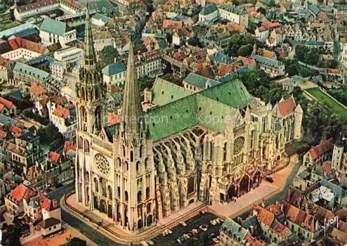 AK / Ansichtskarte  Chartres 28 Eure-et-Loir Vue aérienne de la cathédrale