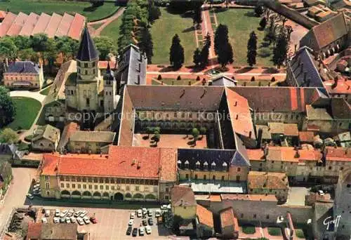 AK / Ansichtskarte  Cluny 71 Saone-et-Loire Abbaye vue aérienne