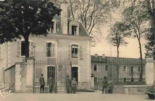 AK / Ansichtskarte  Saint-Maixent-l Ecole Entree de l'Ecole Militaire par la rue Basse du Chateau