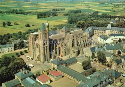 AK / Ansichtskarte  Dol-de-Bretagne 35 Ille-et-Vilaine Cathédrale Saint-Samson vue aérienne