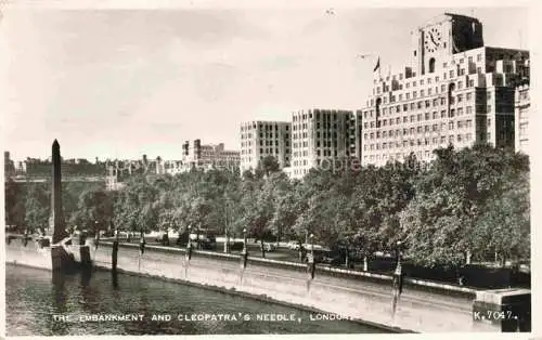 AK / Ansichtskarte  LONDON  UK The Embankment and Cleopatra's Needle