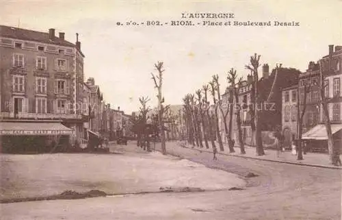 AK / Ansichtskarte  Riom 63 Puy-de-Dome Place et Boulevard Desaix