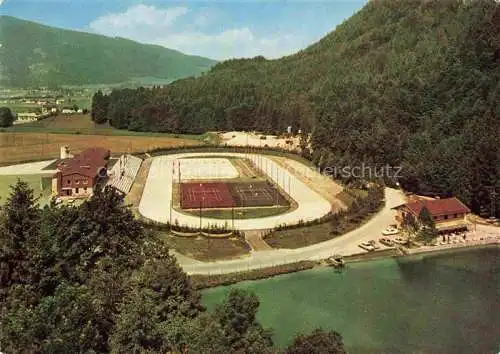 AK / Ansichtskarte  Inzell Rollschuh und Eisschnellauf Kunsteis Stadion am Zwingsee Fliegeraufnahme