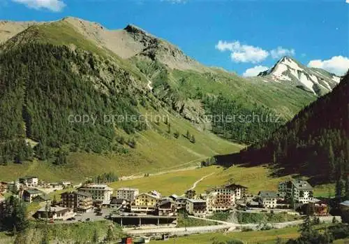 AK / Ansichtskarte  Samnaun Dorf GR Panorama Blick gegen Muttler Unterengadin