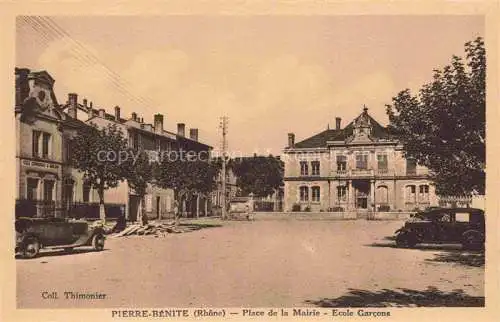 AK / Ansichtskarte  Pierre-Benite 69 Rhone Place de la Mairie Ecole Garcons