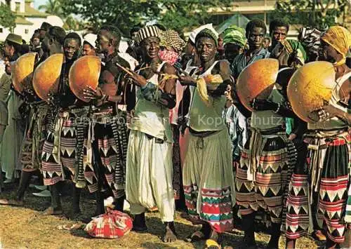 AK / Ansichtskarte  Gambia Fula Musicians the traditional ensemble