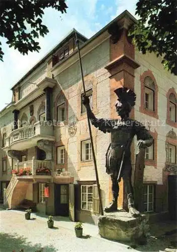 AK / Ansichtskarte  St Ulrich-Groeden Tirol AT Ortsmotiv Ritterstatue