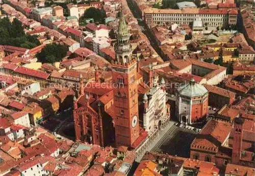 AK / Ansichtskarte  Cremona Lombardia IT Duomo e Battistero veduta aerea